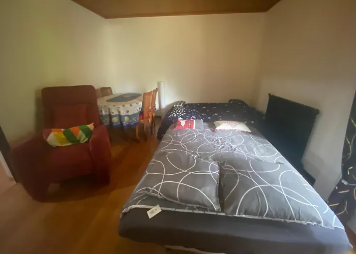 Appartement Dans Residence Calme