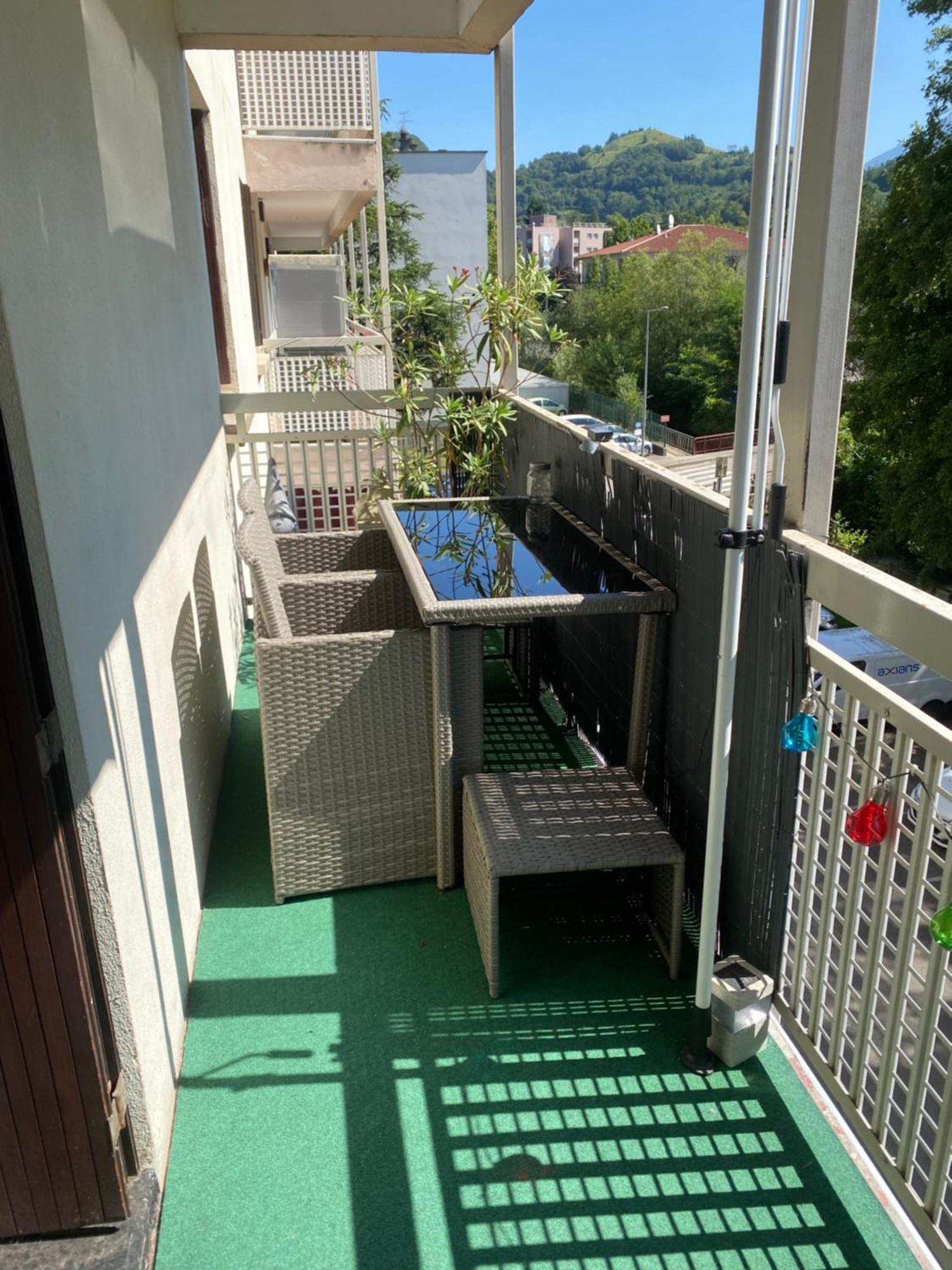 Dans Calme Apartment *